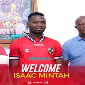 'It's a huge moment in my career' - Isaac Mintah reacts to joining Kotoko