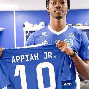 Ghanaian forward Philip Appiah Jnr signs three-year deal with Swedish side Umea FC